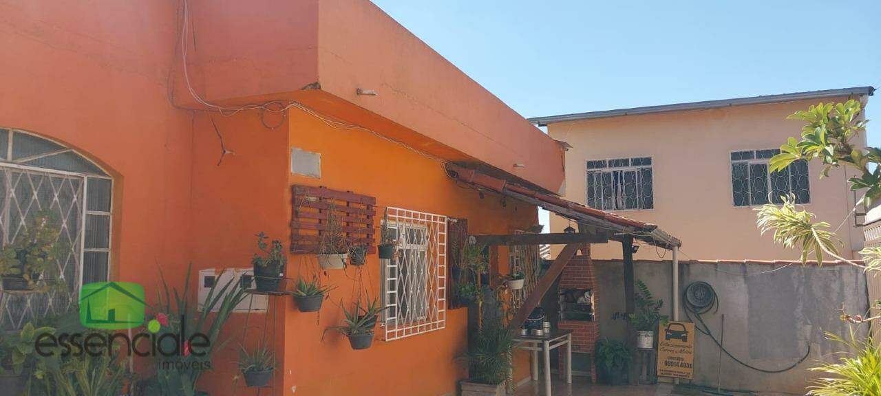 Casa com 2 moradias no bairro Califórnia – Ideal para morar e investir!