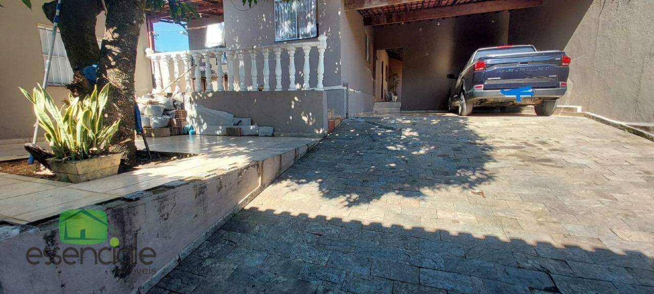 Casa 3 Quartos com Loja e Amplo Quintal no Riacho das Pedras – Contagem/MG