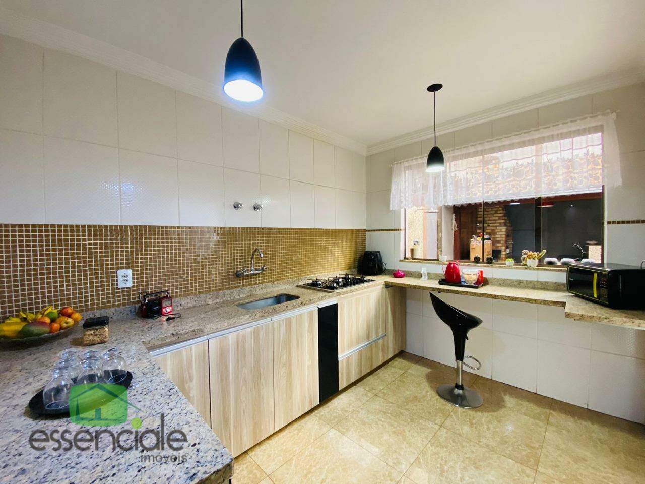 Casa com 3 Quartos, 210m² à venda 1.200.00 no Bairro Jardim Riacho das Pedras!