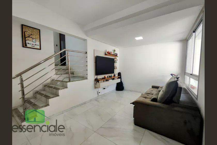 Casa à venda 3 quartos e 1 vaga com 306m² por R$850mil!
