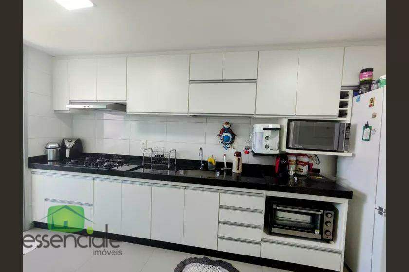 Casa à venda 3 quartos e 1 vaga com 306m² por R$850mil!
