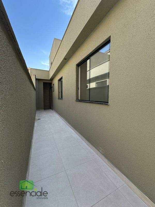 Casa Moderna com Área Gourmet e 3 Quartos no Bairro Palmeiras – Ibirité
