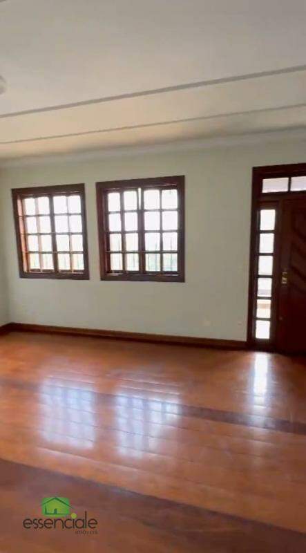 Casa à venda no bairro Três Barras, em Contagem - MG