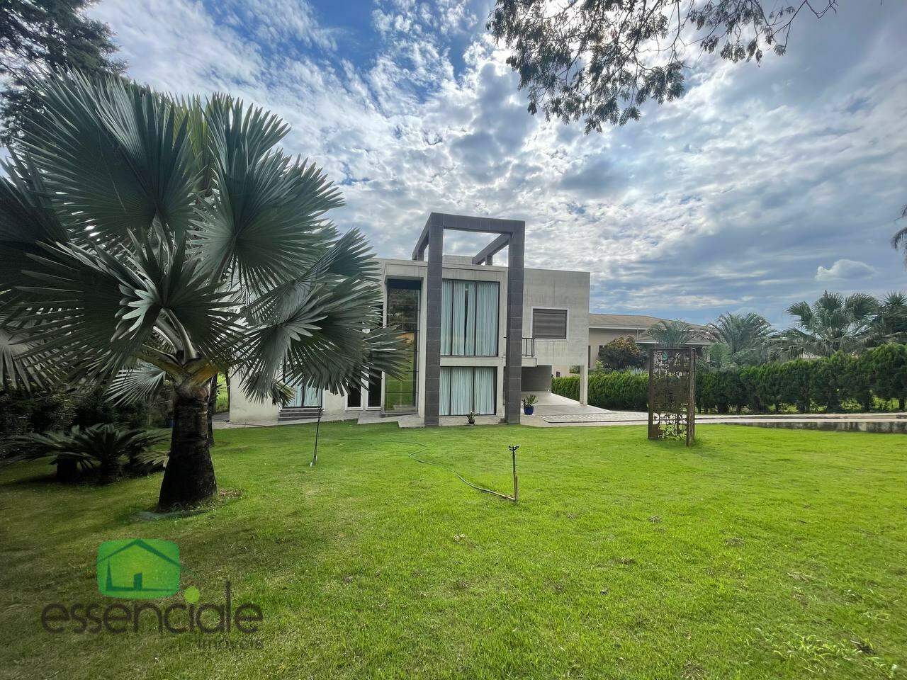 Alugo Casa em condomínio mobiliada 5 suítes com 1.000m2 em Contagem/MG R$ 40.000,00