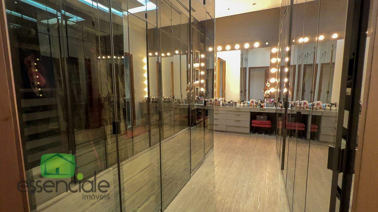 Alugo Casa em condomínio mobiliada 5 suítes com 1.000m2 em Contagem/MG R$ 40.000,00
