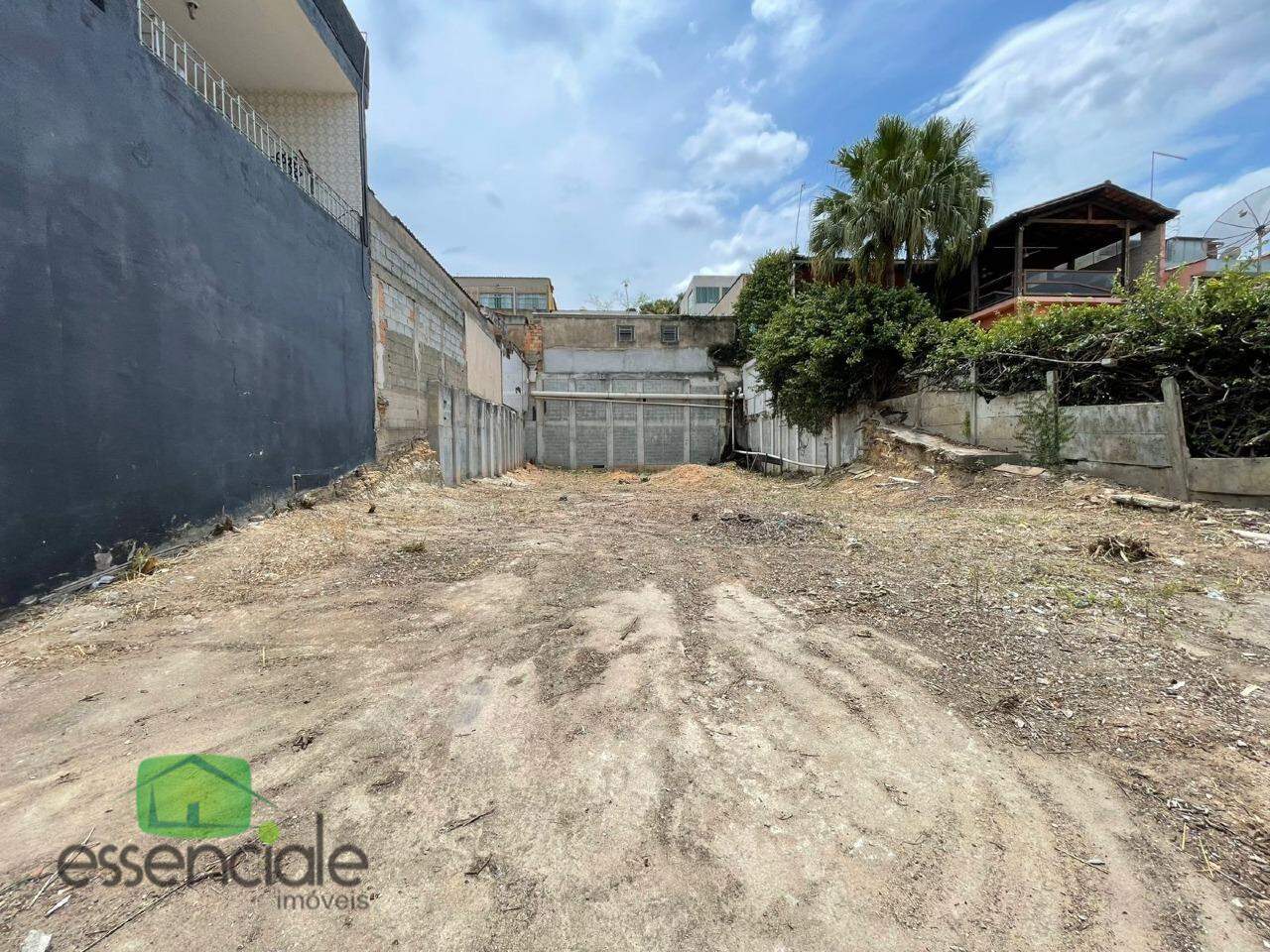 Lote à Venda na Av. Francisco Firmo de Matos 360m² Ideal para Comércio ou Residência