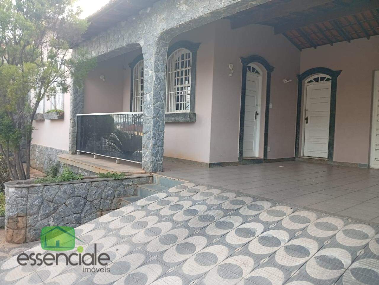Casa3 Quartos, Suíte, Área Gourmet, Sauna e 6 Vagas no Agua Branca em Contagem/MG