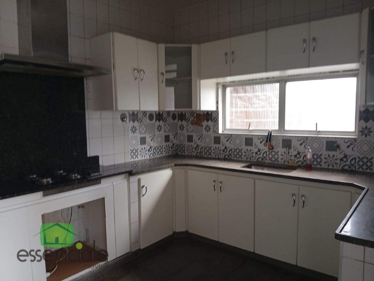 Casa3 Quartos, Suíte, Área Gourmet, Sauna e 6 Vagas no Agua Branca em Contagem/MG