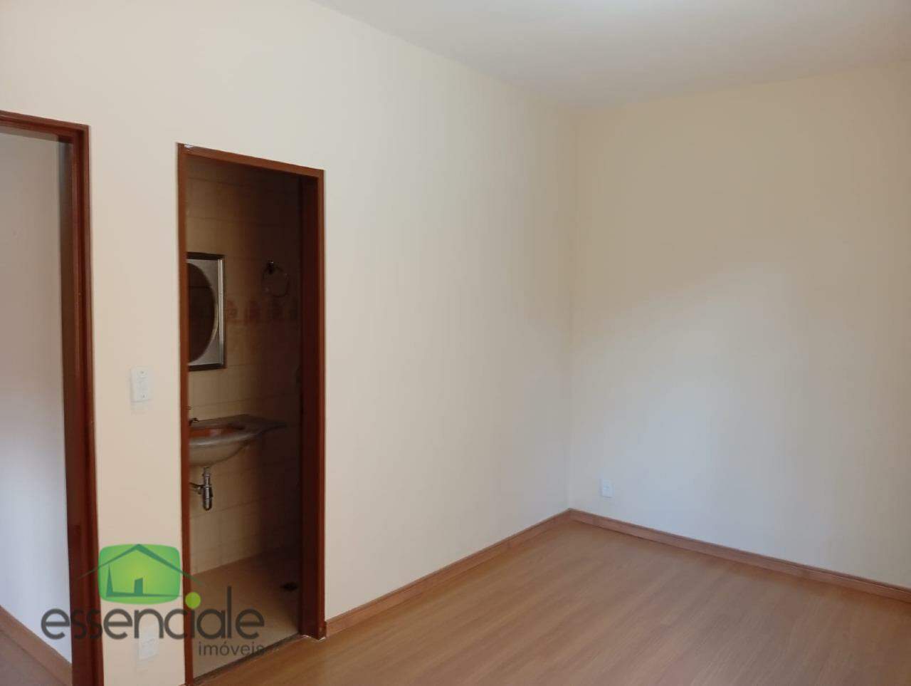 Alugo Casa 04 quartos, suíte, 4 vagas Eldorado Contagem/MG - R$ 6.500,00