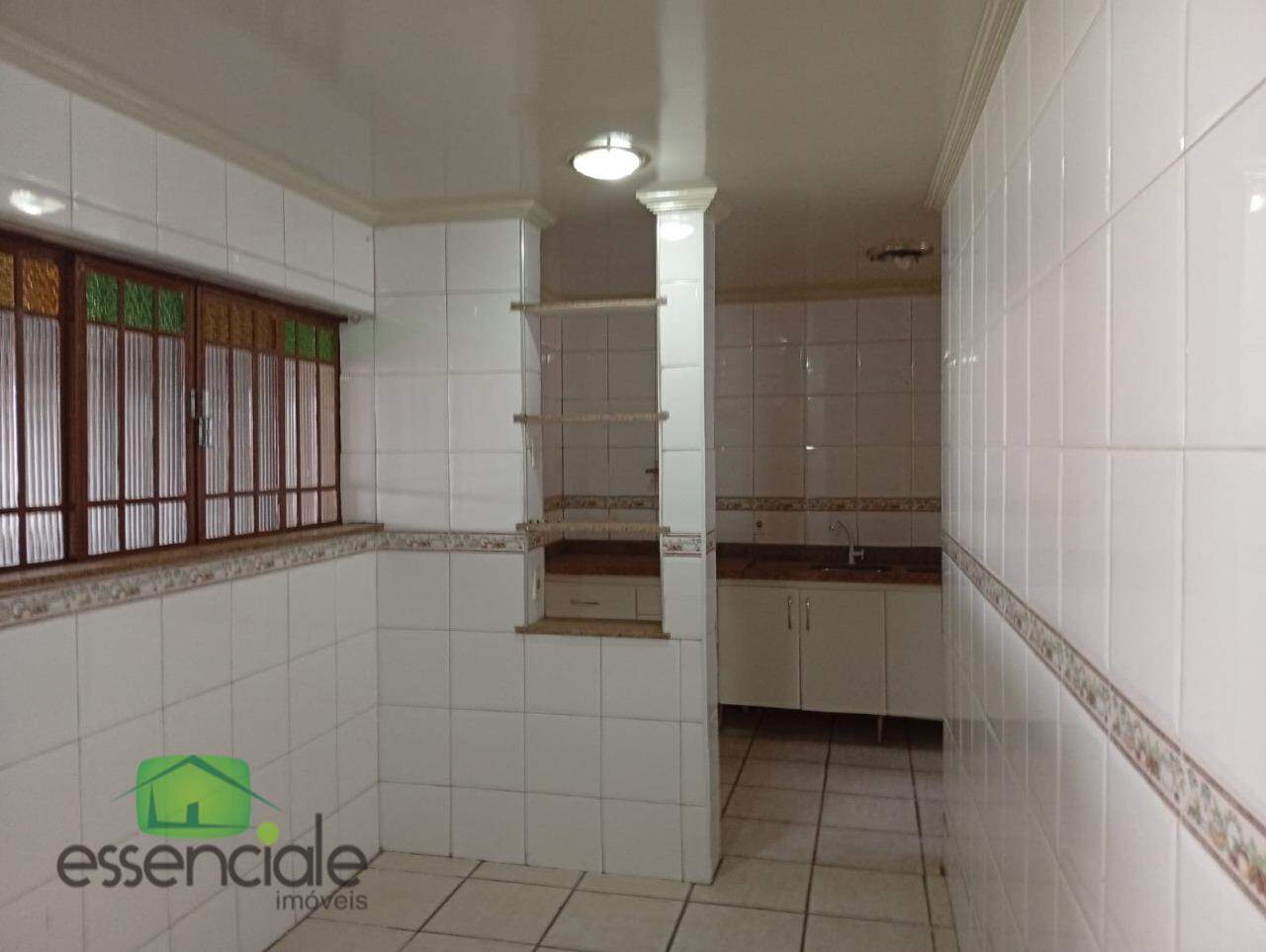 Alugo Casa 04 quartos, suíte, 4 vagas Eldorado Contagem/MG - R$ 6.500,00