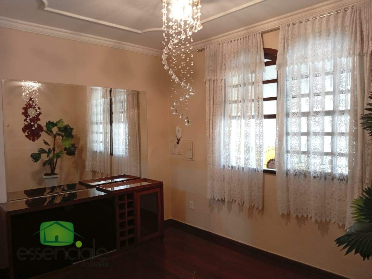 Casa 5 quartos 2 suítes no Eldorado em Contagem/MG