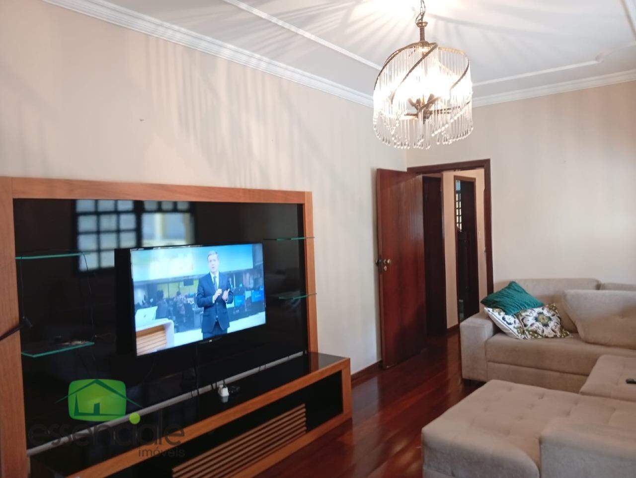 Casa 5 quartos 2 suítes no Eldorado em Contagem/MG