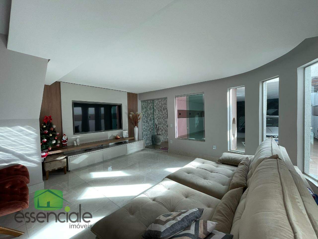 Casa 3 quartos moderna área gourmet 4 vagas bairro europa a venda