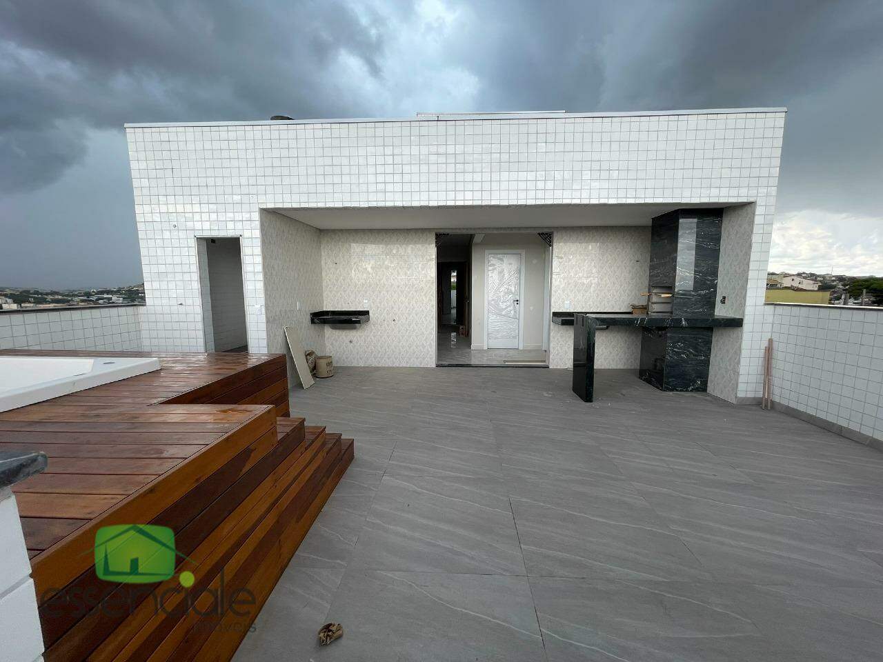 Cobertura 4 quartos 4 vagas bairro santa cruz a venda por 1.280.000,00!