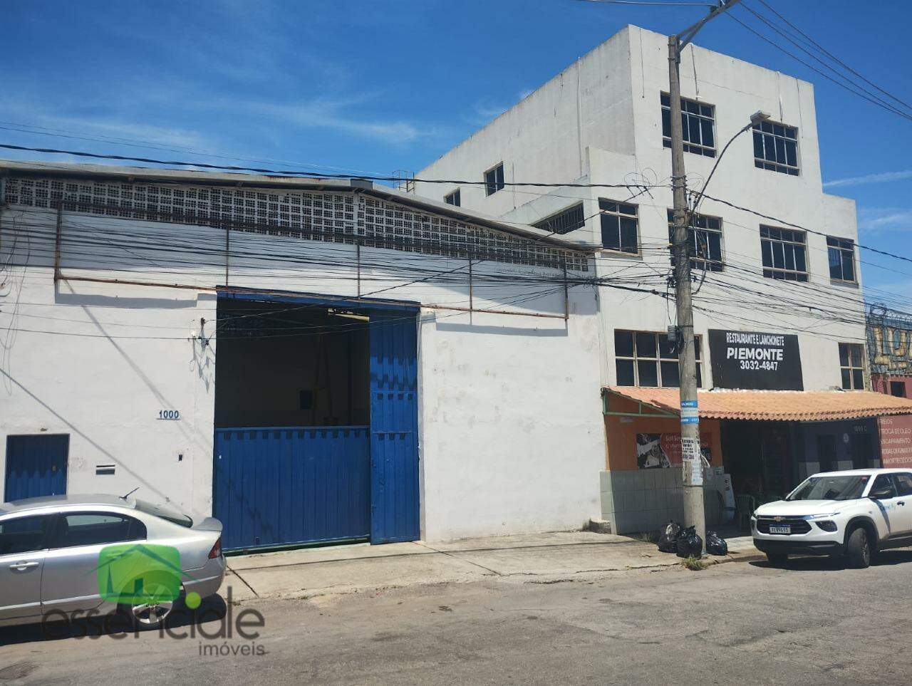 Galpão Comercial/Industrial em Betim (Jardim Piemonte) - 1.716 m², à Venda por R$1.600.000,00