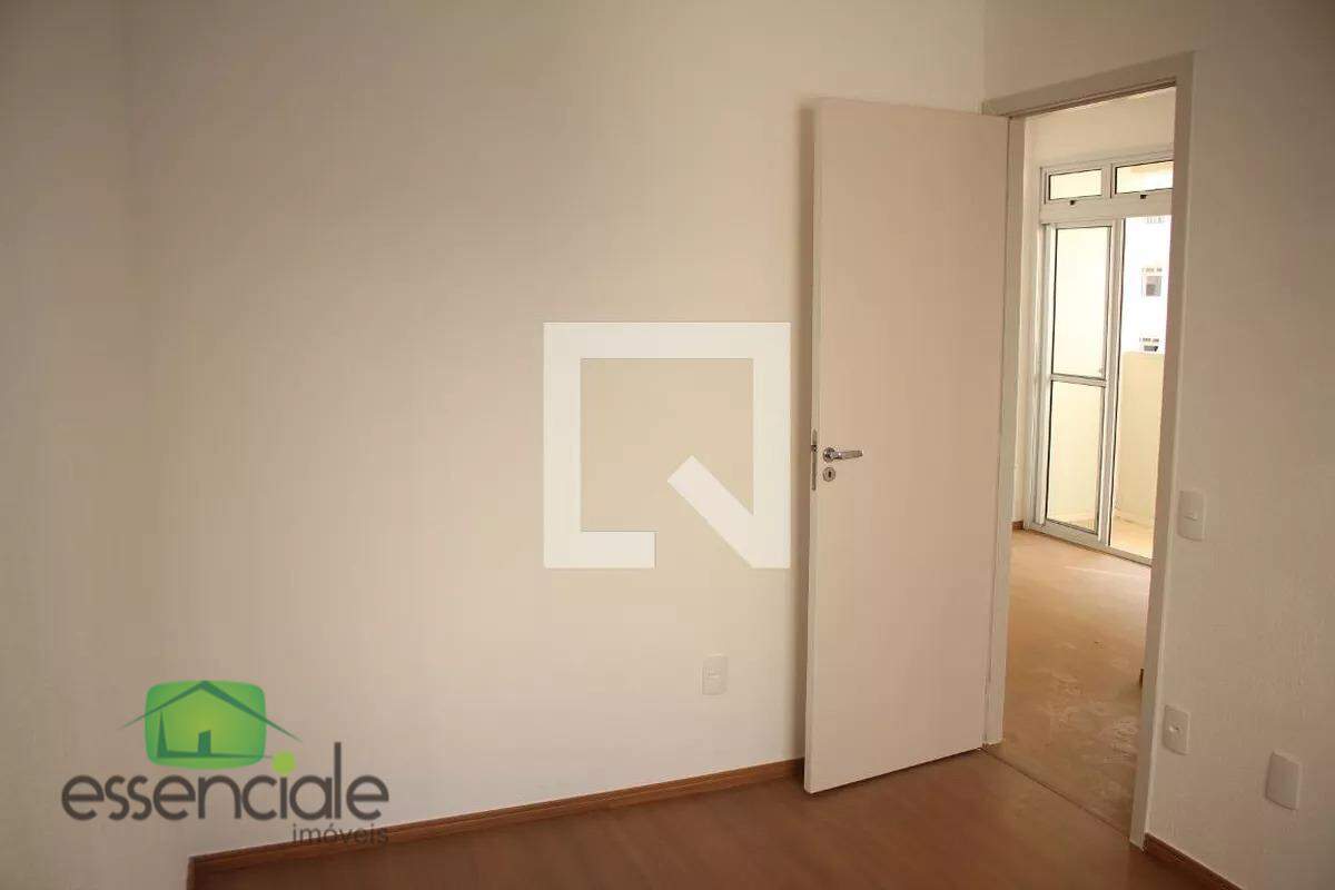 Apartamento com 76m², 3 quartos e 1 vaga à venda por R$450.000,00