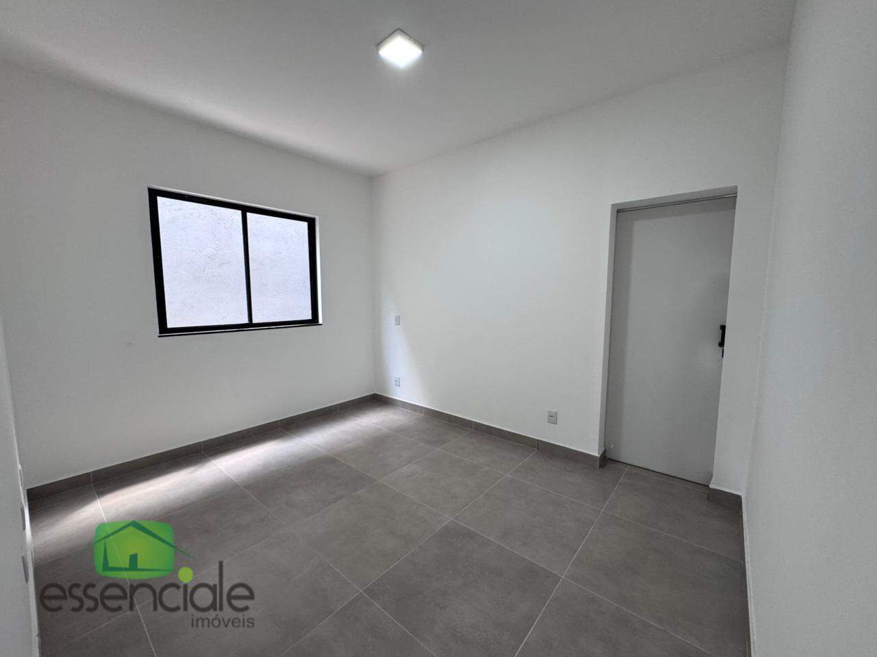 Casa á venda com 3 quartos no bairro Novo Eldorado