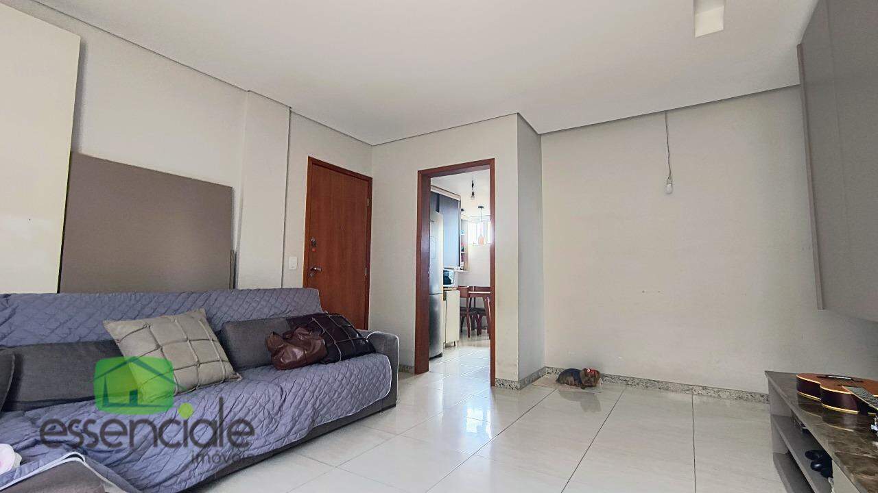Apartamento com área privativa à venda no bairro Europa, em Contagem - MG