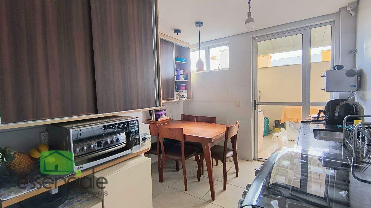 Apartamento com área privativa à venda no bairro Europa, em Contagem - MG