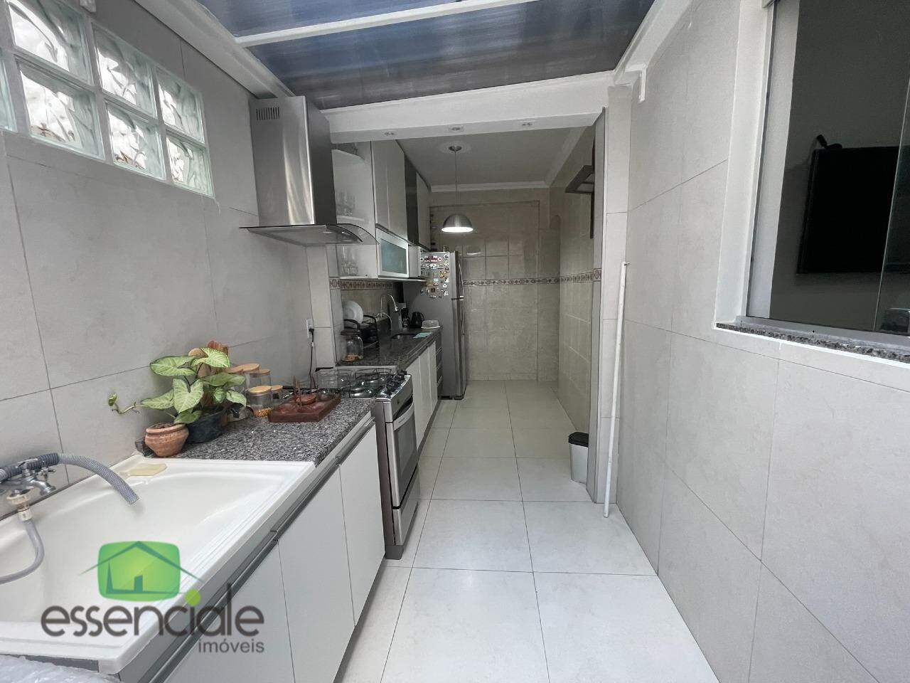 Apartamento térreo 2 quartos bairro Eldorado(em frente CSU) a venda por 335mil!
