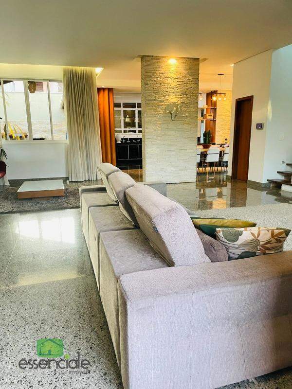 | Venda | Casa 2 pavimentos com lazer / Casa | Jardim Riacho das Pedras
