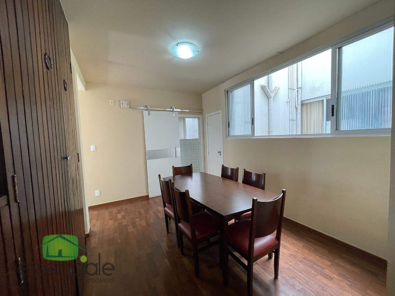 Alugo Apartamento 4 quartos com 159m², 2 vagas e portaria 24h – Santo Agostinho- R$ 4.500,00