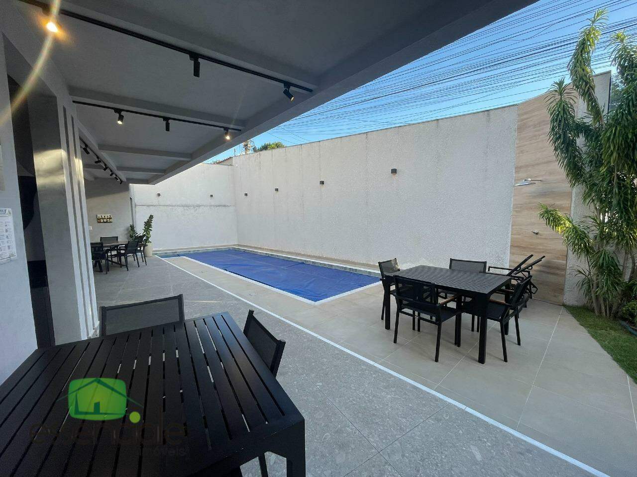 Casa em condomínio com 3 quartos, suíte, área gourmet e lazer completo – Central Parque | R$ 1.130.000,00