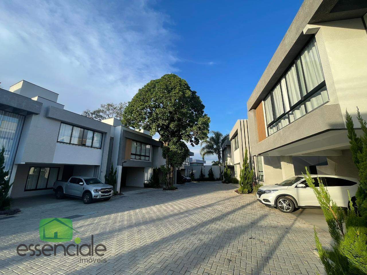 Casa em condomínio com 3 quartos, suíte, área gourmet e lazer completo – Central Parque | R$ 1.130.000,00