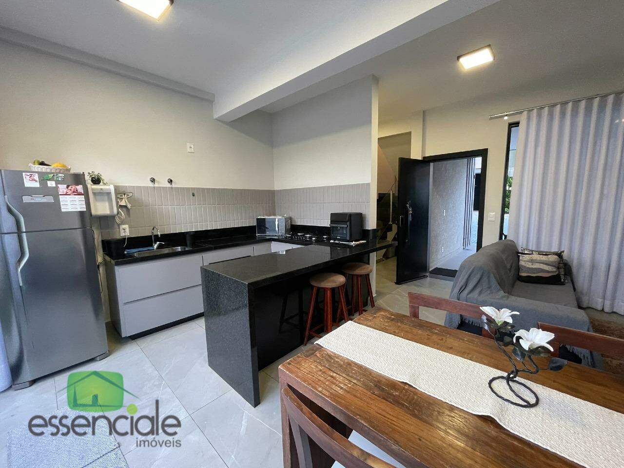 Casa em condomínio com 3 quartos, suíte, área gourmet e lazer completo – Central Parque | R$ 1.130.000,00