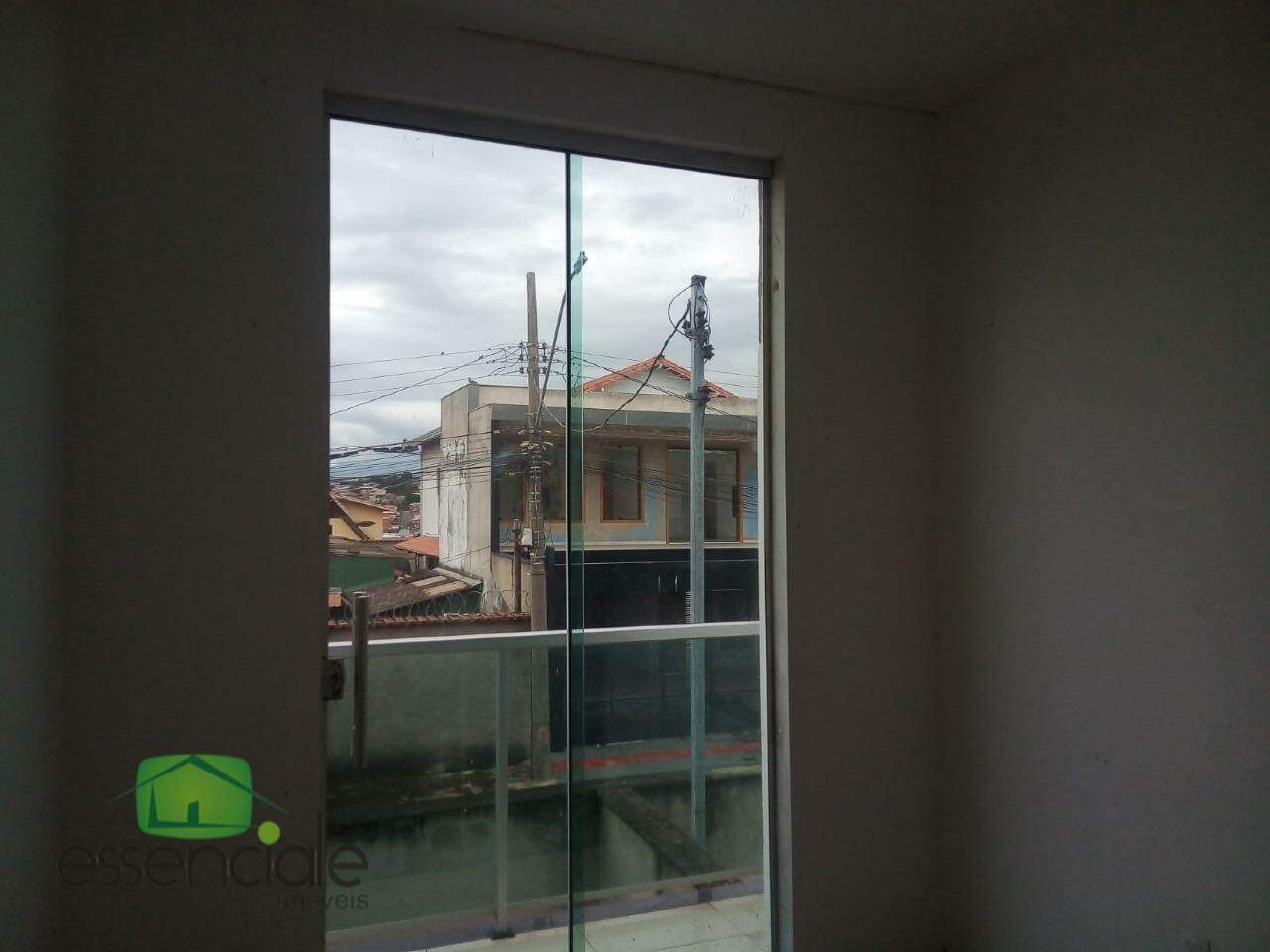 Alugo Casa em Condomínio 03 Quartos e 2 Vagas em Contagem/MG R$ 3.000,00