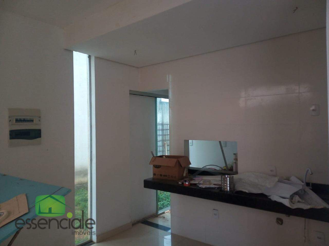 Alugo Casa em Condomínio 03 Quartos e 2 Vagas em Contagem/MG R$ 3.000,00