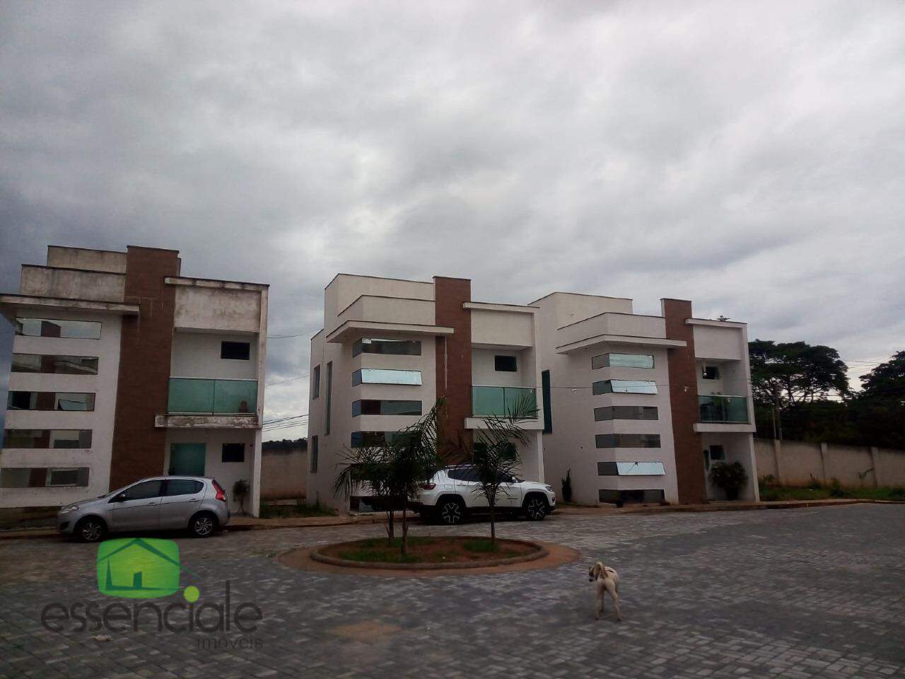 Alugo Casa em Condomínio 03 Quartos e 2 Vagas em Contagem/MG R$ 3.000,00