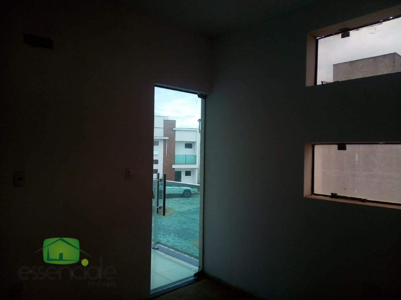 Alugo Casa em Condomínio 03 Quartos e 2 Vagas em Contagem/MG R$ 3.000,00