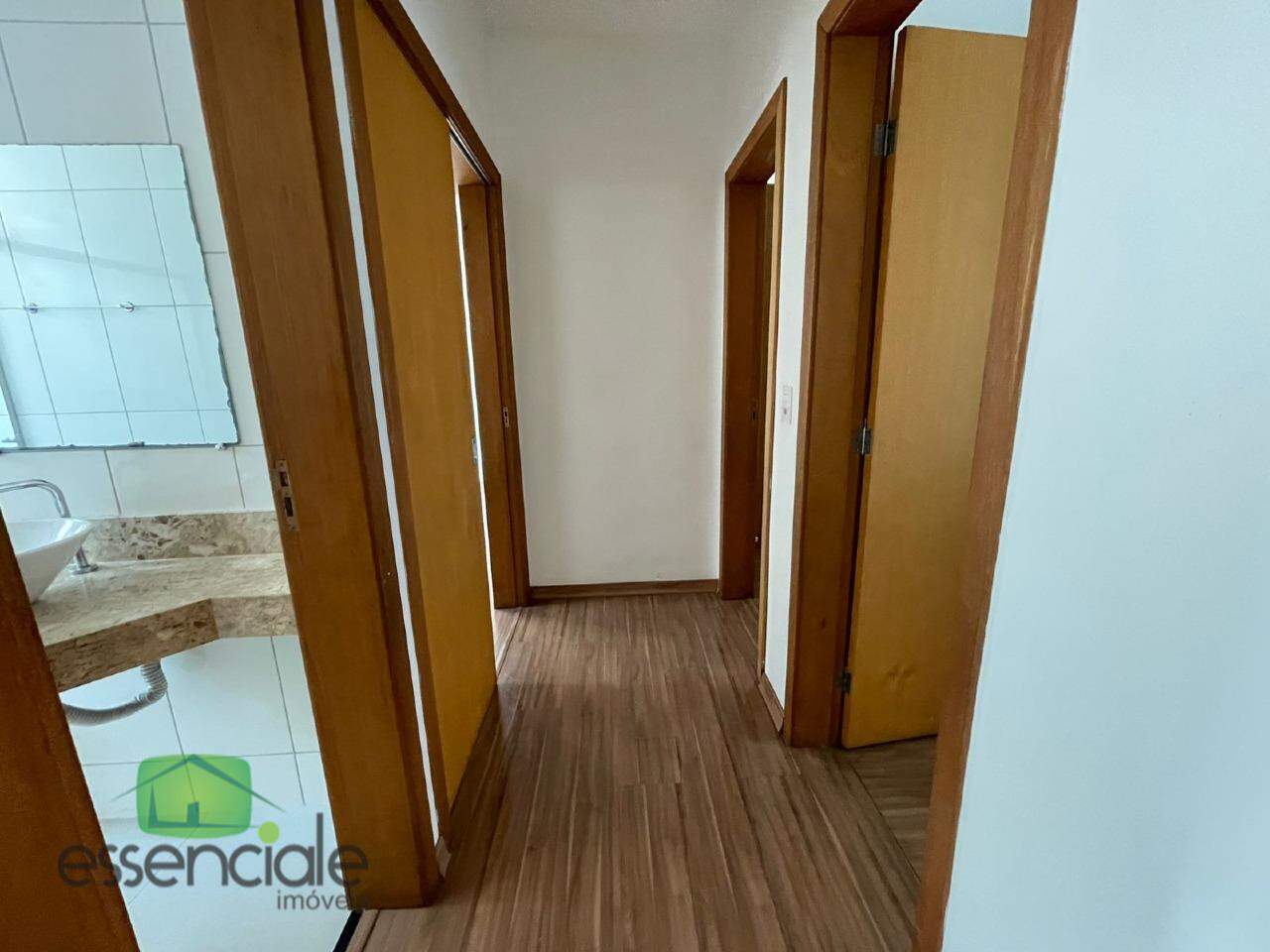 Apartamento com 3 Quartos, 2 Áreas Privativas e 2 Vagas à Venda no Bairro Inconfidentes – R$ 700 Mil