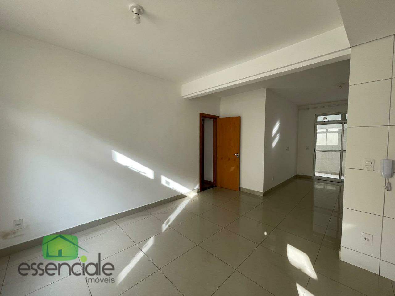 Apartamento com 3 Quartos, 2 Áreas Privativas e 2 Vagas à Venda no Bairro Inconfidentes – R$ 700 Mil