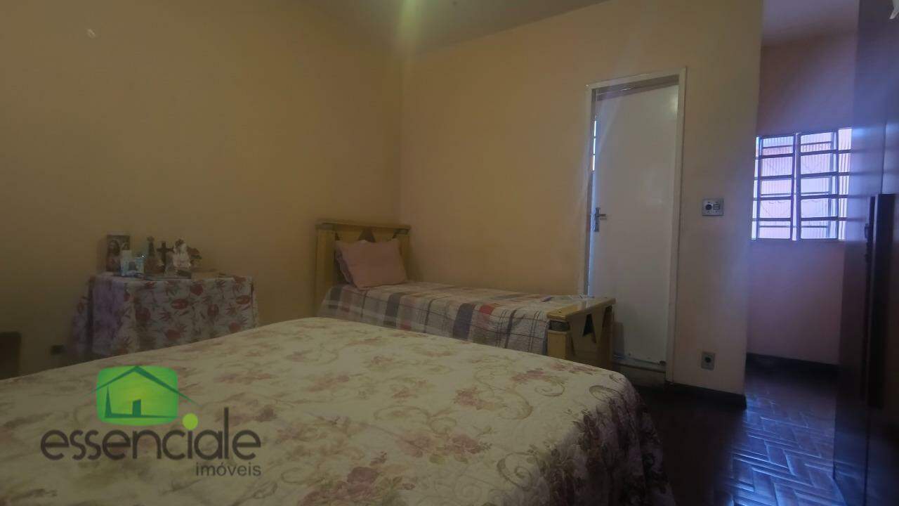 Casa 03 quartos, com suíte, lote 360m2, à venda no Bairro Santa Cruz – Contagem/MG R$ 900.000,00