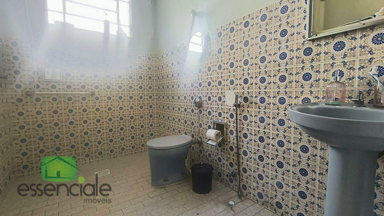 Casa 03 quartos, com suíte, lote 360m2, à venda no Bairro Santa Cruz – Contagem/MG R$ 900.000,00