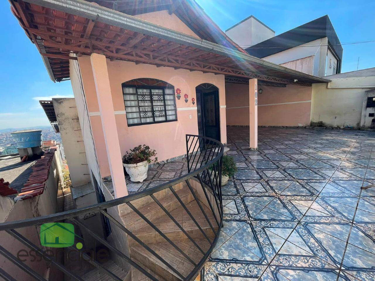 Casa 3 Quartos com Suíte, Hidromassagem, Vista Panorâmica e 4 Vagas no Bairro Santa Helena (Barreiro) à Venda por R$ 950