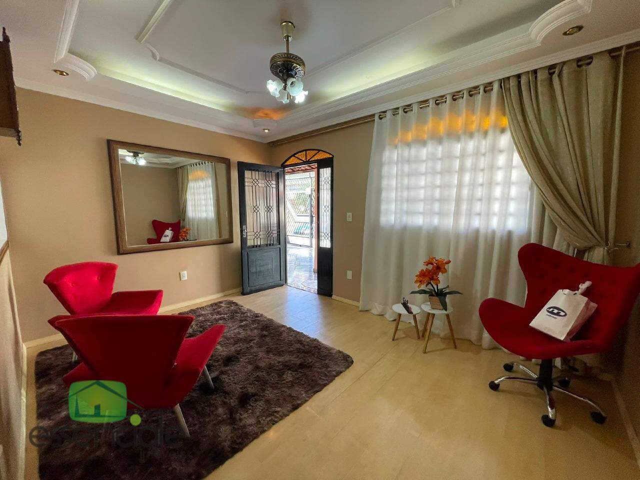 Casa 3 Quartos com Suíte, Hidromassagem, Vista Panorâmica e 4 Vagas no Bairro Santa Helena (Barreiro) à Venda por R$ 950