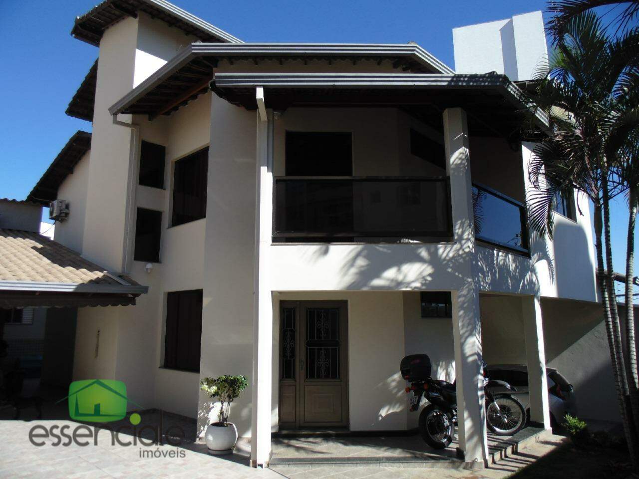 Casa Triplex com 420m² e 5 quartos bairro Inconfidentes em Contagem à venda R$1.700.000