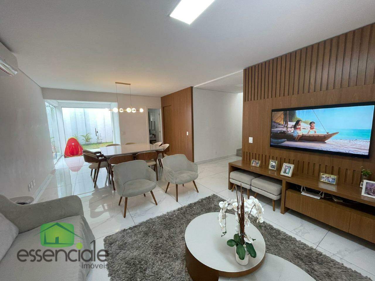 Alugo Casa em condomínio 3 quartos suíte closet, bairro estância hibisco R$ 8.000,00