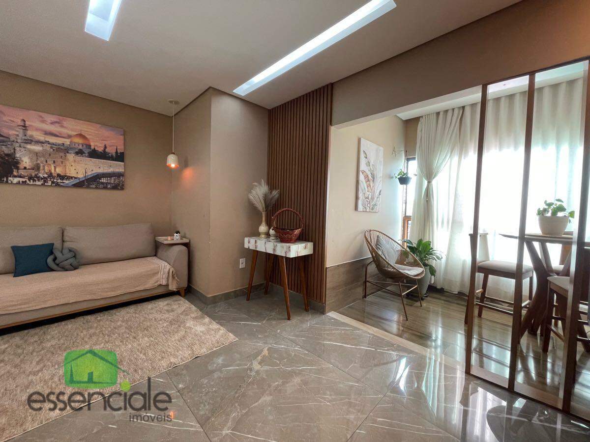 Casa com 160 m² e 3 quartos no bairro Água Branca, à venda por R$ 724.000