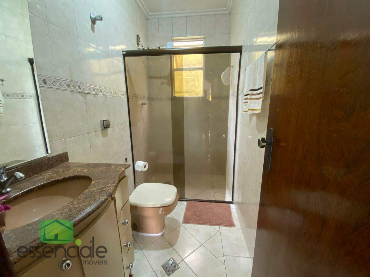 Casa com 170 m² e 3 quartos no bairro Alvorada à venda por R$ 845.000