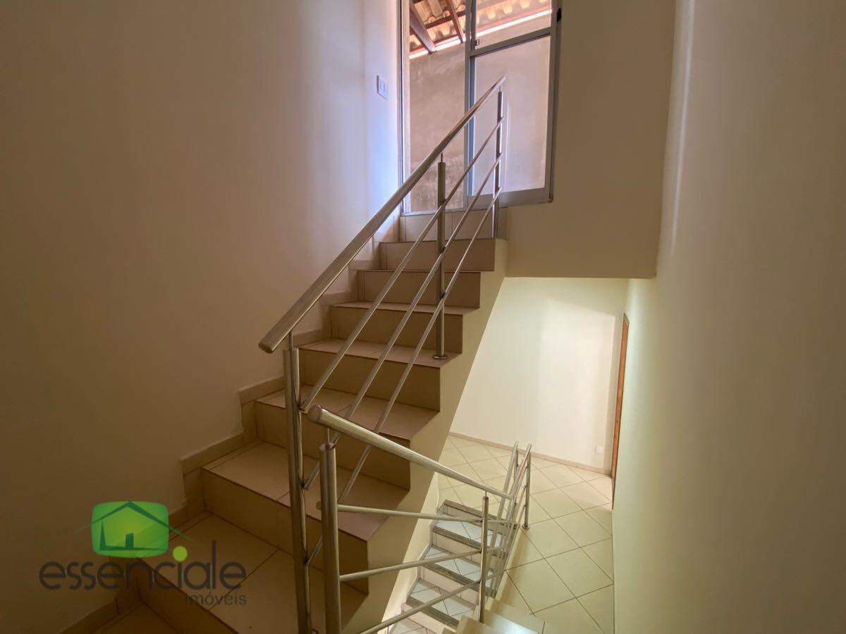 Casa com 350 m² e 4 quartos no bairro jardim riacho à venda por 1.500.000