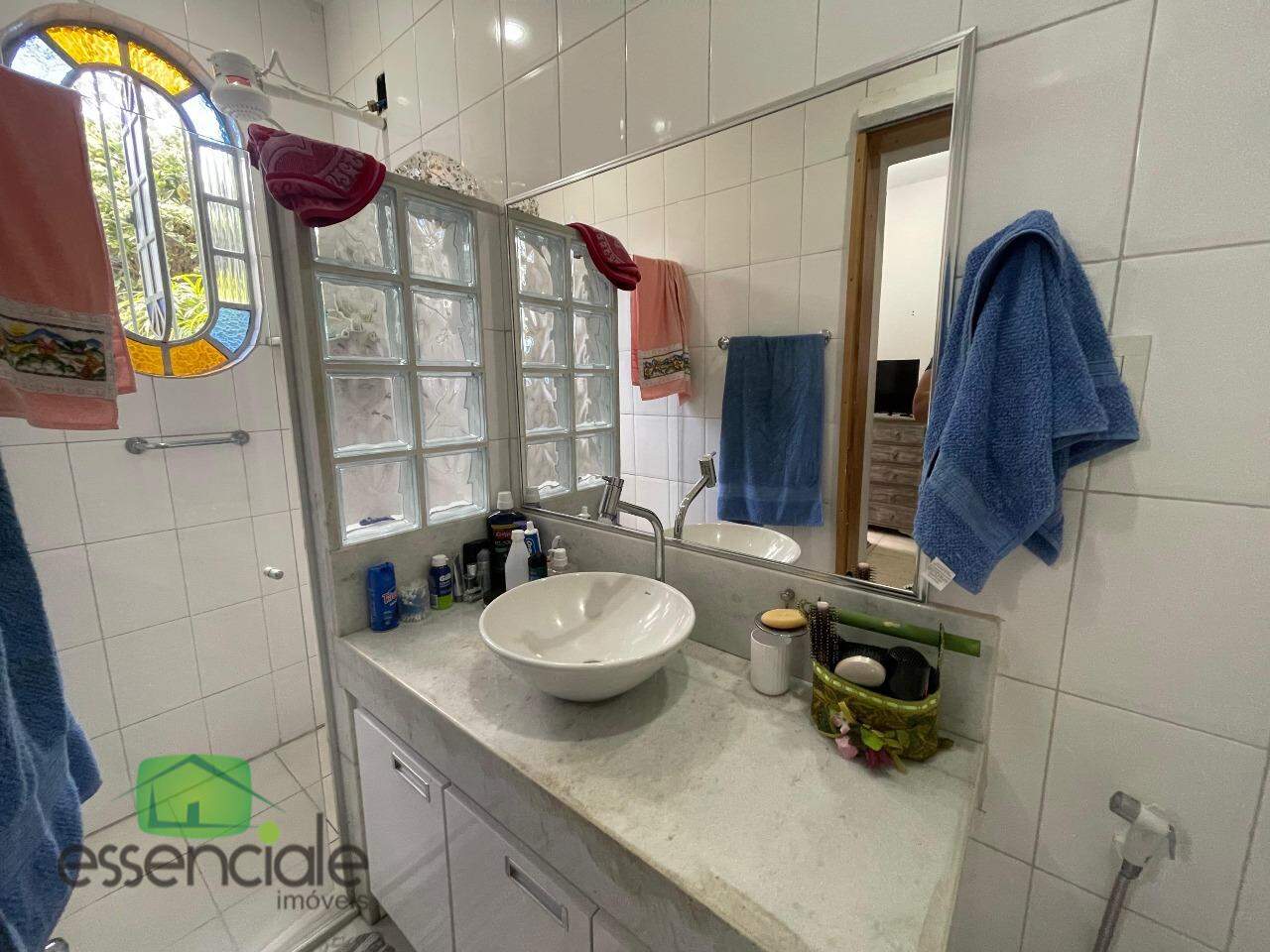 Alugo Casa 04 quartos no bairro Novo Riacho para alugar por R$ 3.800,00