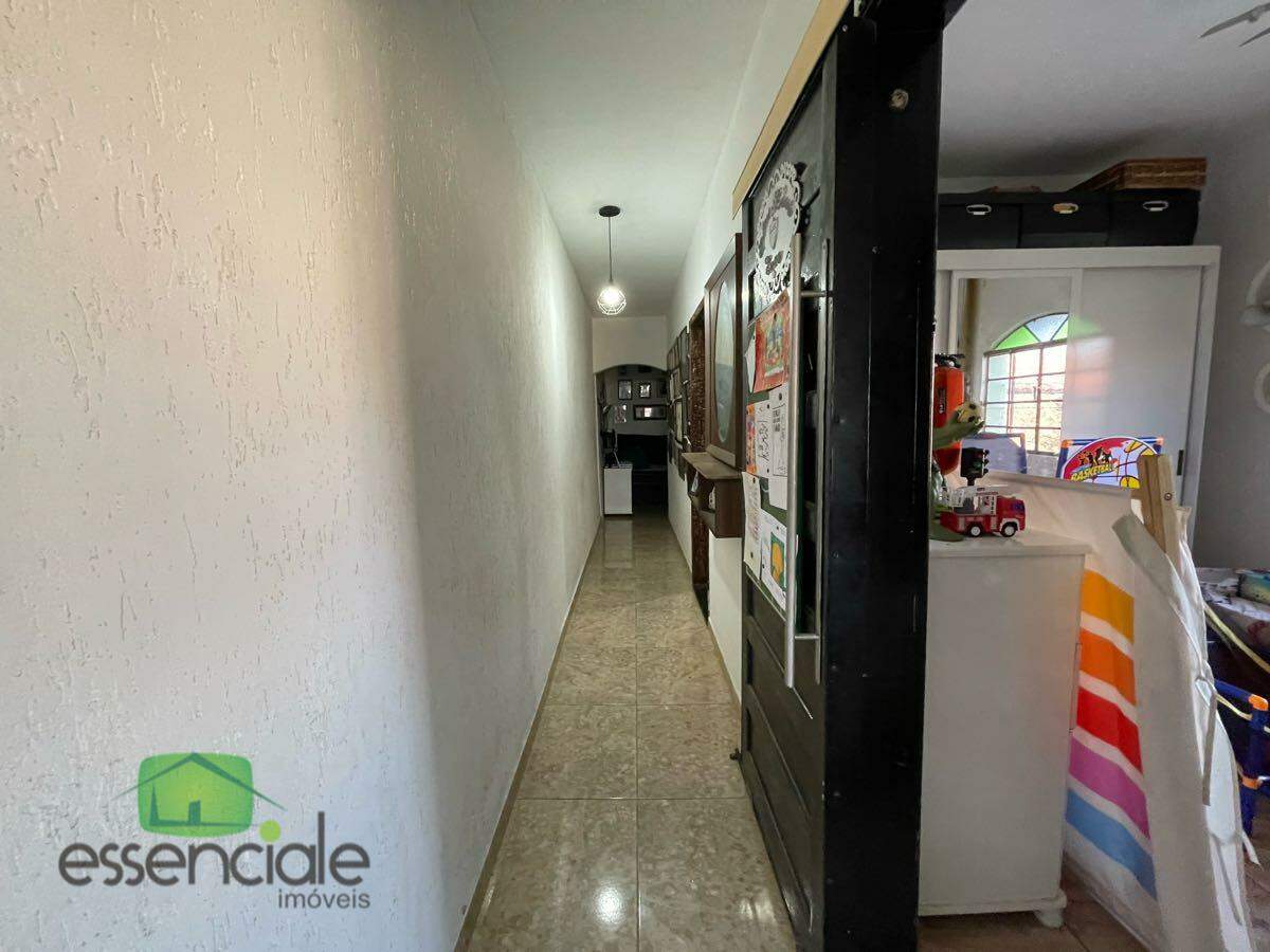 Casa com 380 m² e 6 quartos no bairro água branca à venda por R$1.230.000